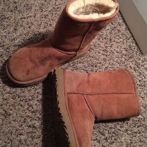 UGG boots women’s 7.5